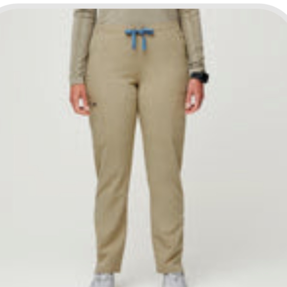 Yola™ Skinny Scrub Pants Sandstone